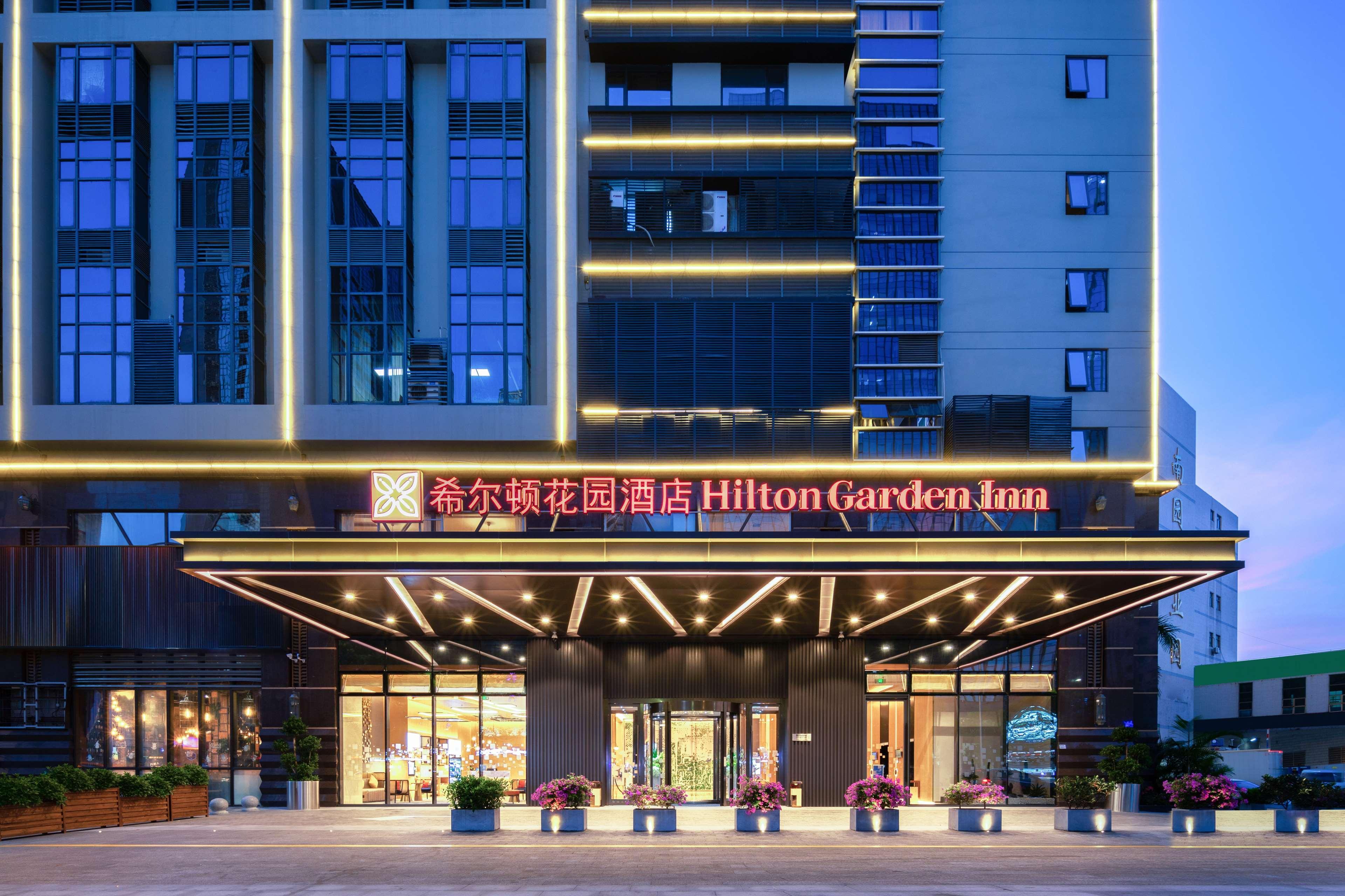 Hilton Garden Inn Shenzhen Nanshan Avenue Екстериор снимка
