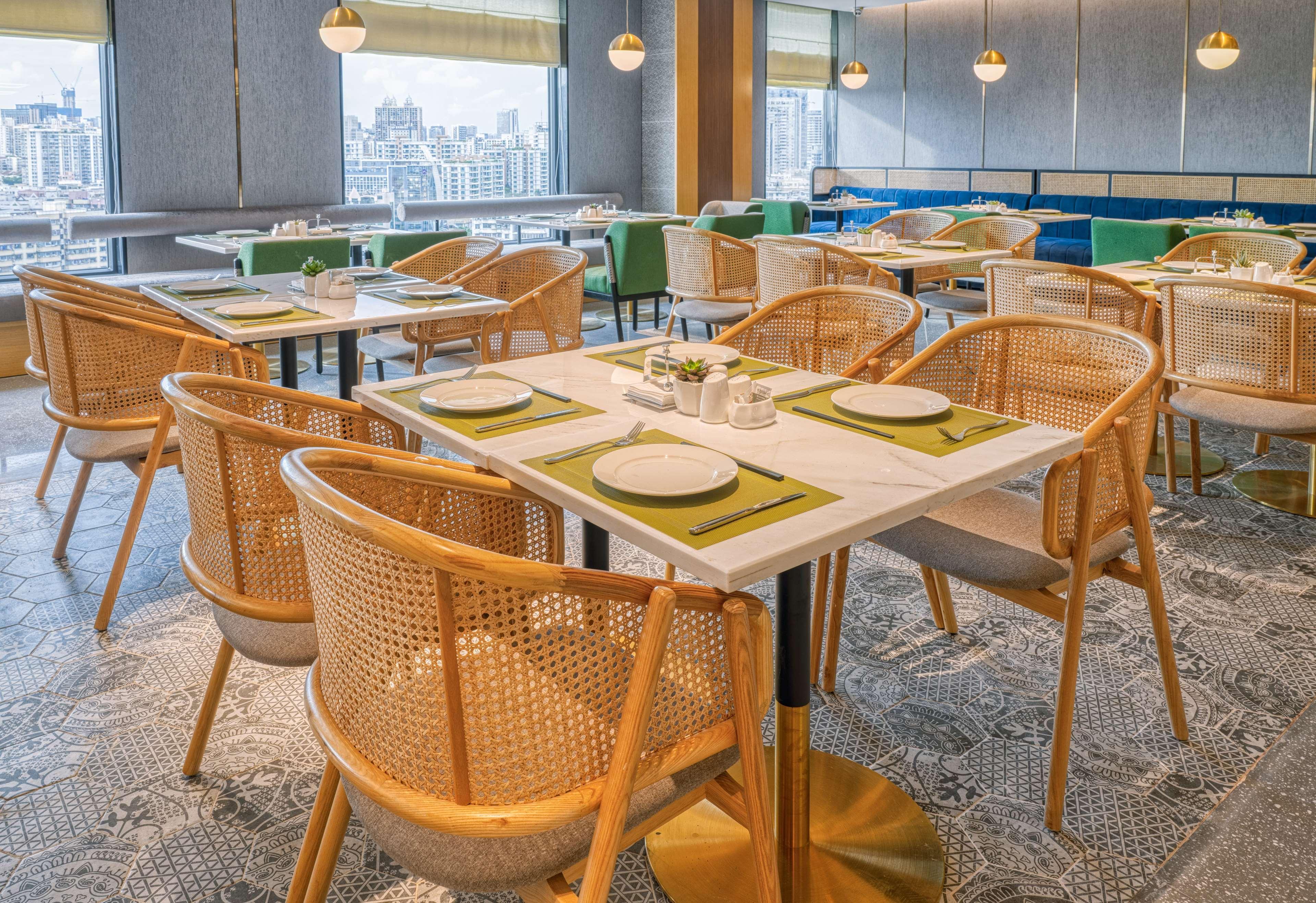 Hilton Garden Inn Shenzhen Nanshan Avenue Екстериор снимка