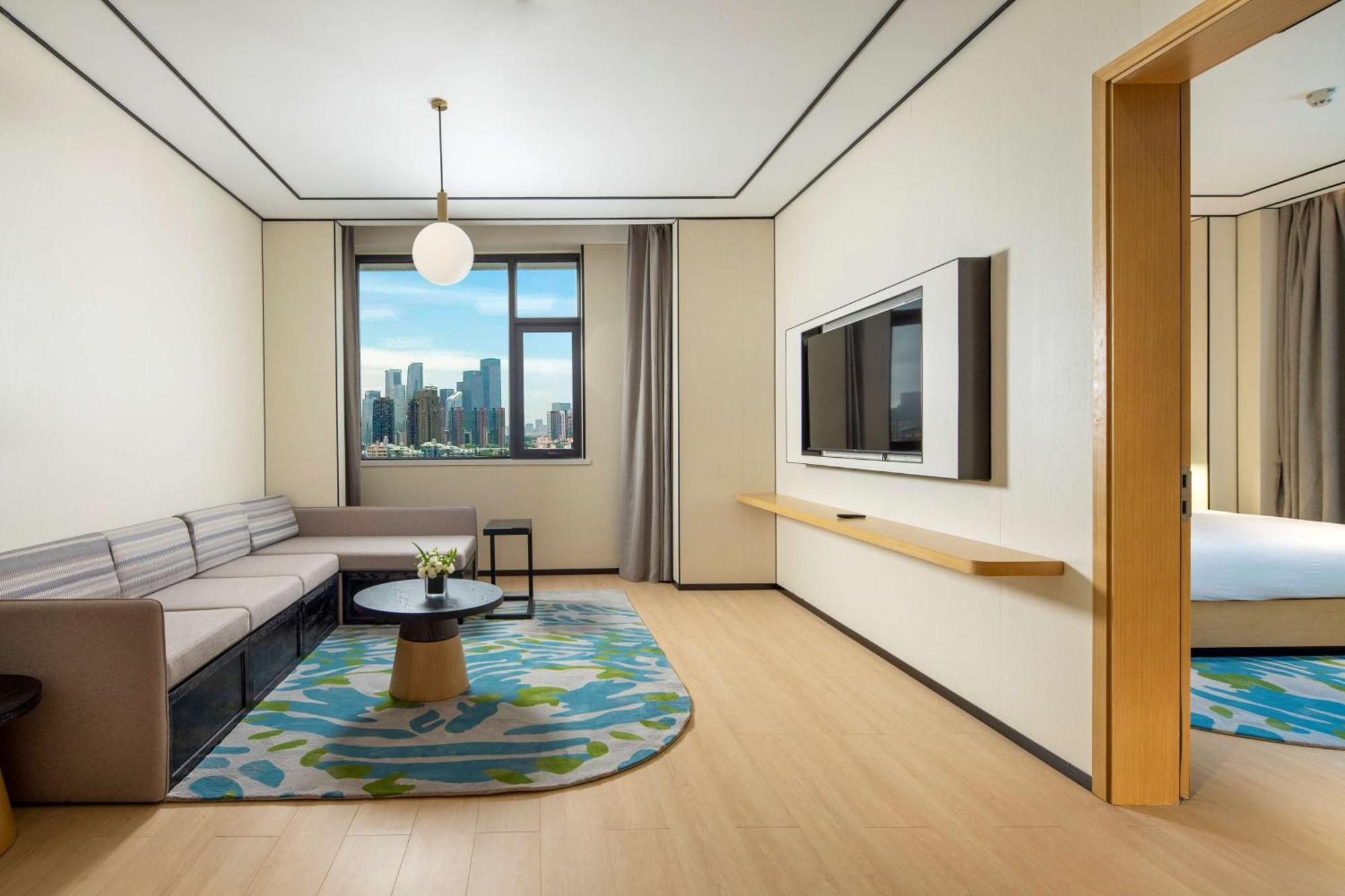 Hilton Garden Inn Shenzhen Nanshan Avenue Екстериор снимка