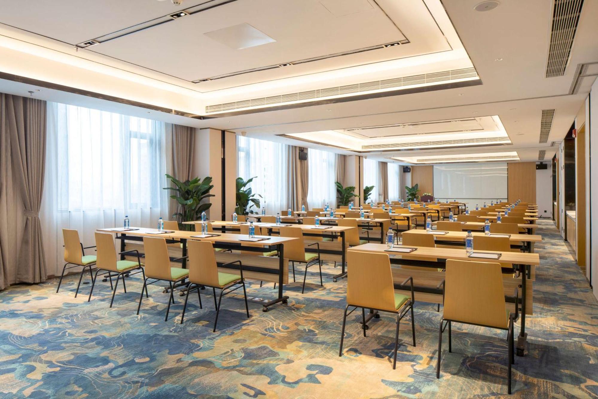 Hilton Garden Inn Shenzhen Nanshan Avenue Екстериор снимка