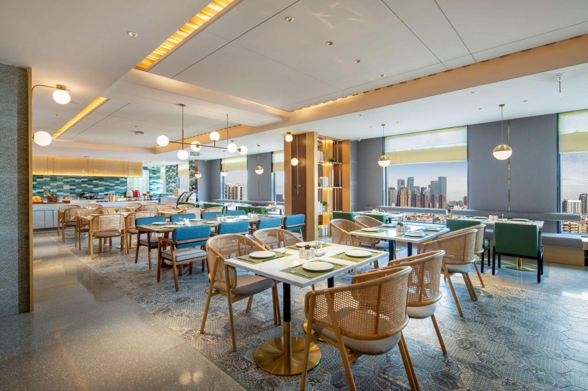 Hilton Garden Inn Shenzhen Nanshan Avenue Екстериор снимка
