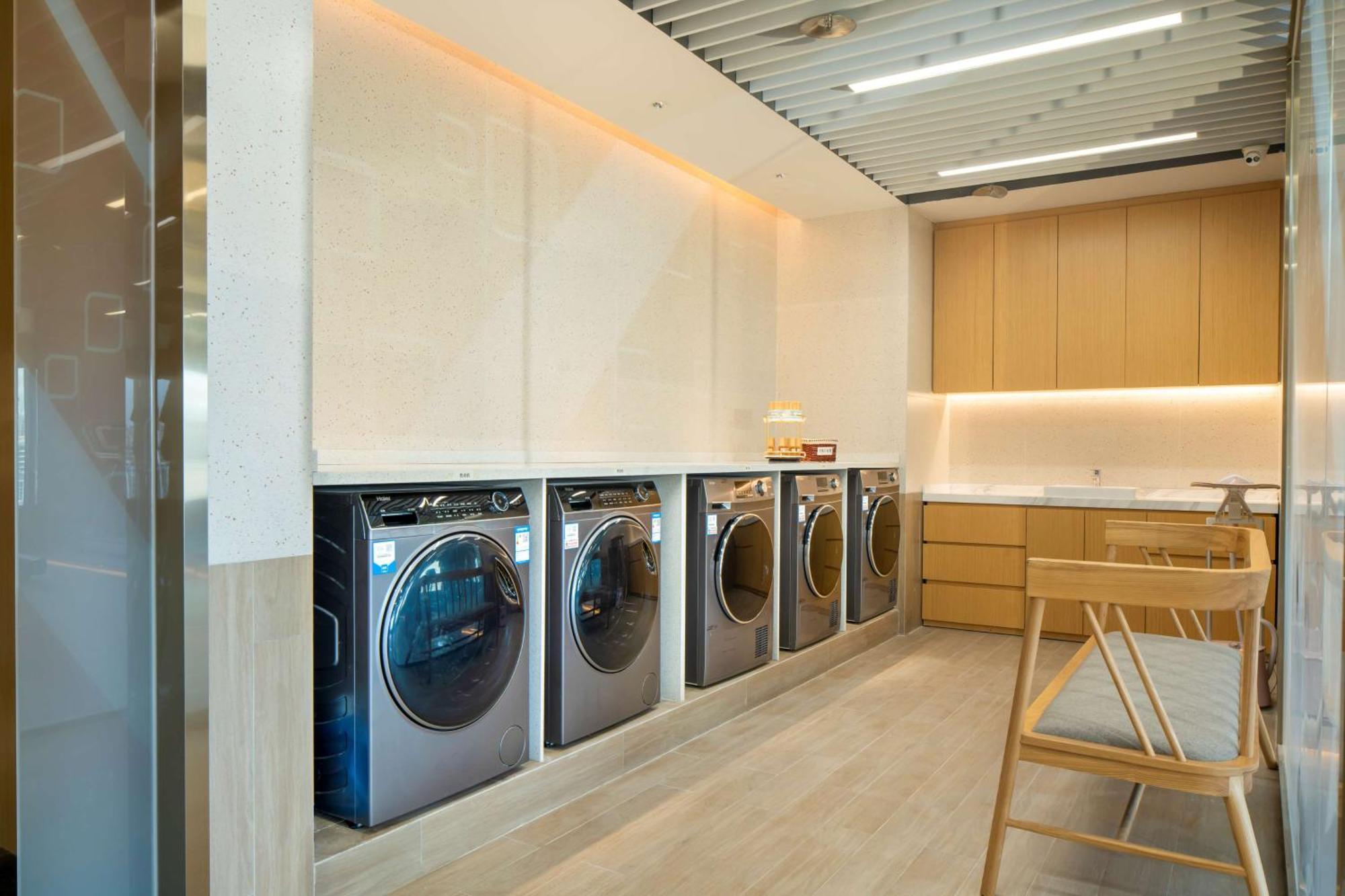 Hilton Garden Inn Shenzhen Nanshan Avenue Екстериор снимка